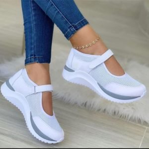 Latest New AutumnOutdoorBreathable Mesh Shoes Women Casual Platform Sneakers Travel Walking Footwear Large Size Vulcanized Shoes